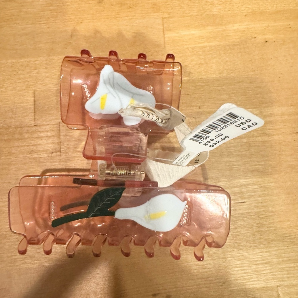 NEW Anthropologie 2 Calla Lillies Floral Hair Clips Pink Green White Translucent - Picture 2 of 4